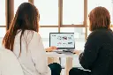 unsplash_7okkFhxrxNw_online shop.webp